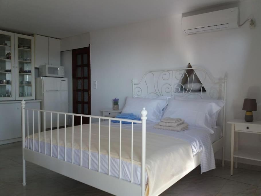 Grandpa Simos' Traditional Guest House Agios Romanos Ngoại thất bức ảnh